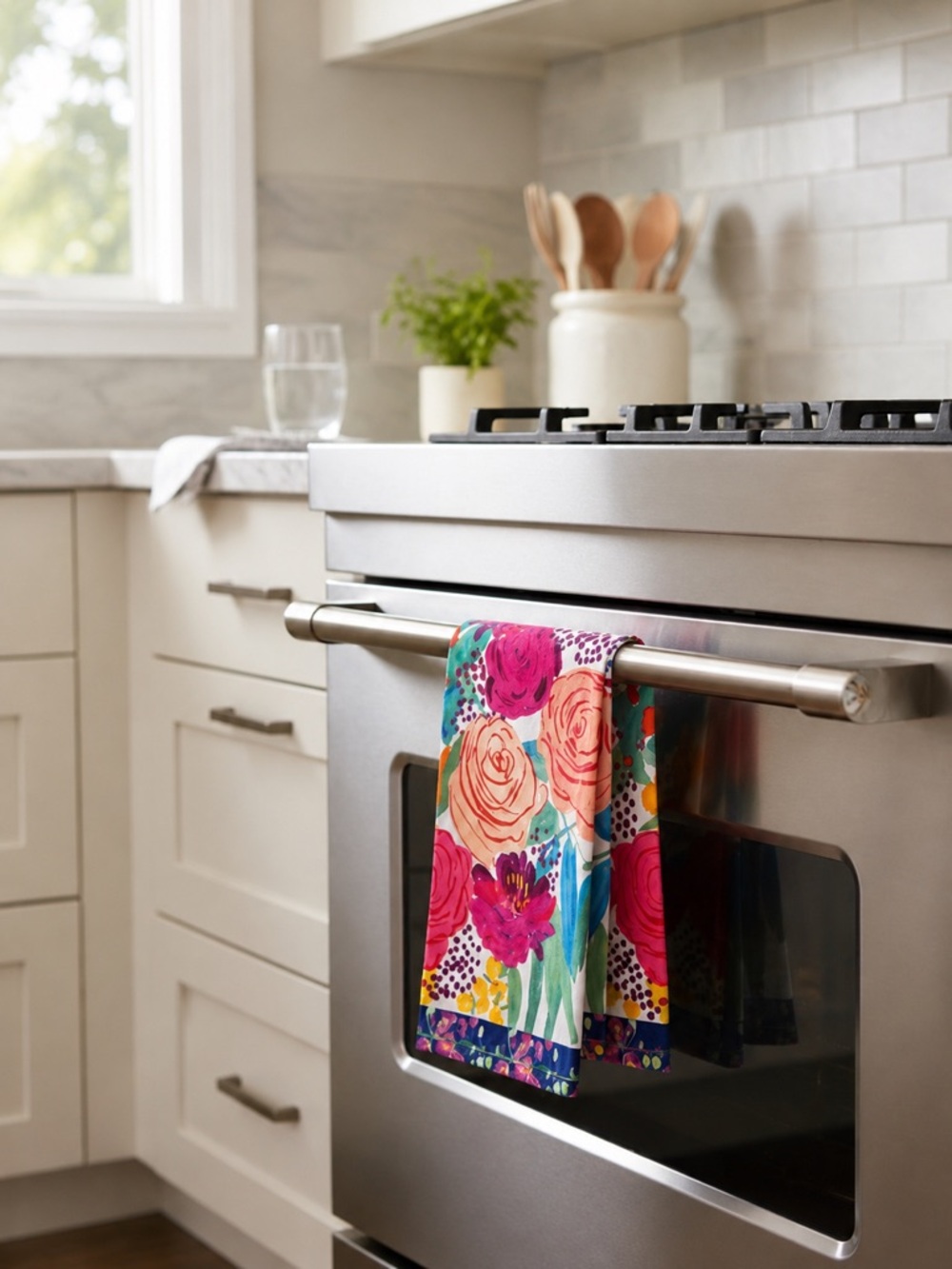 ANTHROPOLOGIE Bridgette Thornton Floral Dish Towel NWT Cottagecore Kitchen Decor - Picture 3 of 15